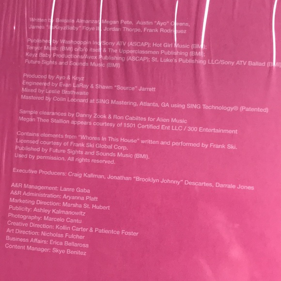 💜🆕SIGNED!! Cardi B x Megan Thee Stallion Purple Edition Vinyl of WAP!💜💜 - Picture 10 of 12